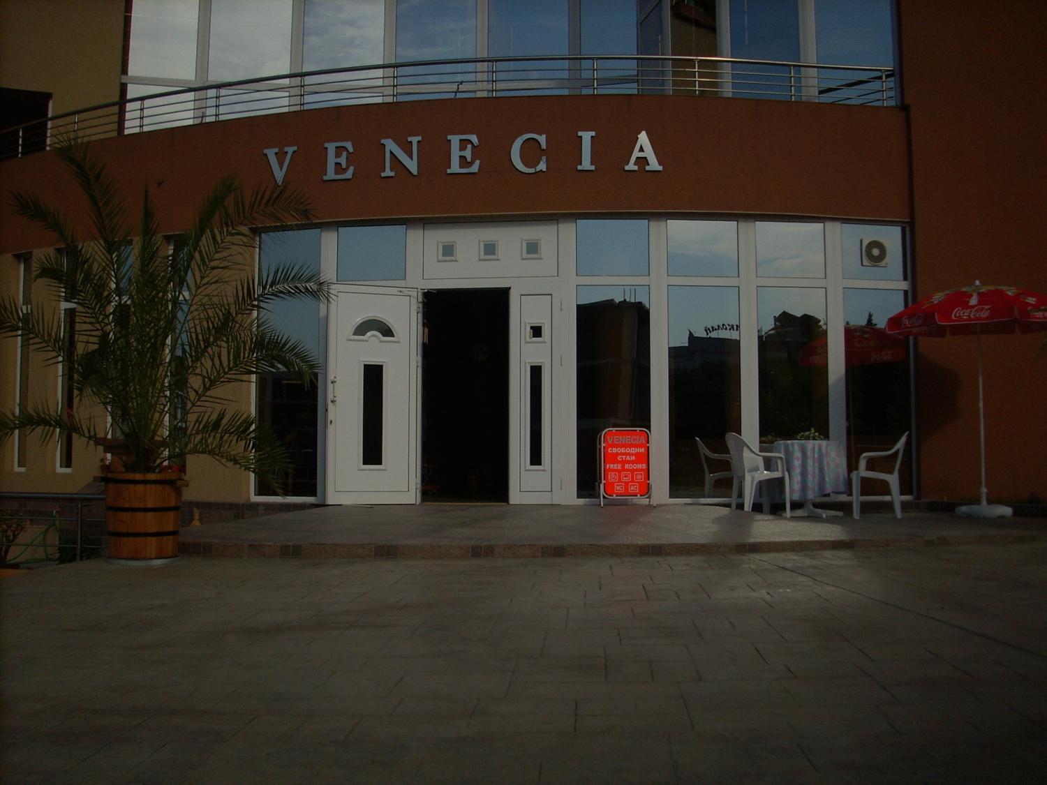 Hotel Venecia Primorsko Exterior foto